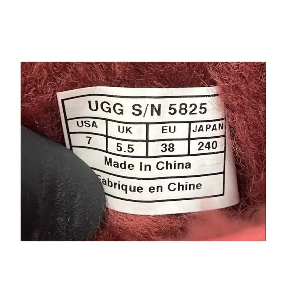 UGG Australia Classic Short Boots 5825 Ruby Red Women's Size 7 Vintage